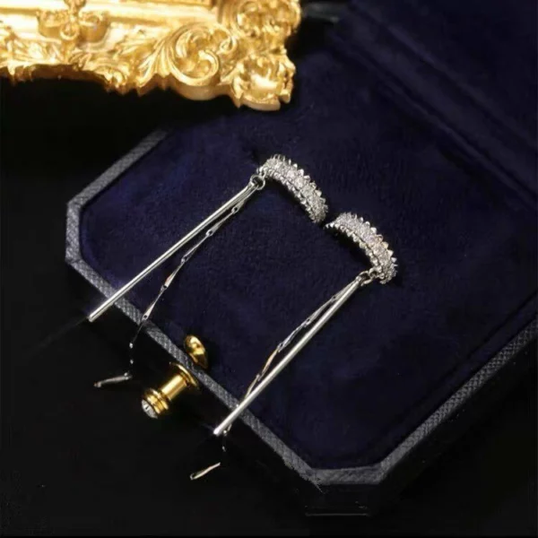 (2022 New Year Hot Sale - 50% Off Now) Cube Molecular Tassel Long Ear Clip (BUY 4 GET 20% OFF NOW)