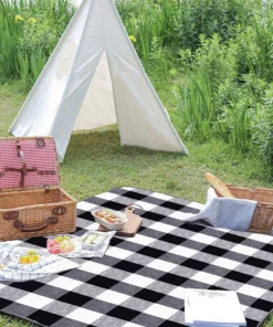 Outdoor Folding Waterproof Picnic Blanket Mat