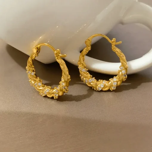 Zirconia twist earrings